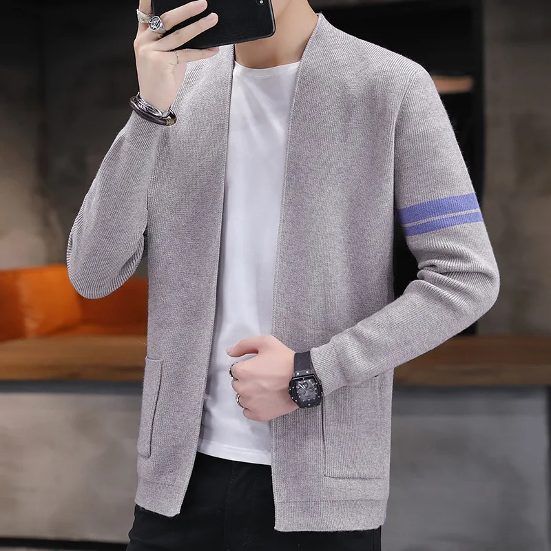 

2020 Men's Autumn Striped Buckle Cardigan Sweater Youth Casual V-neck Outerwear Sweater