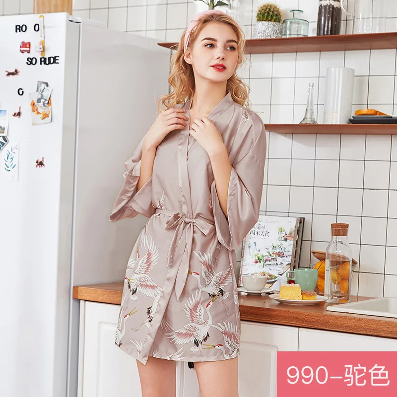 

Ice Silk Crane Pajamas Women Summer Silk Pajamas Plus Size Home Night Gown Bathrobe