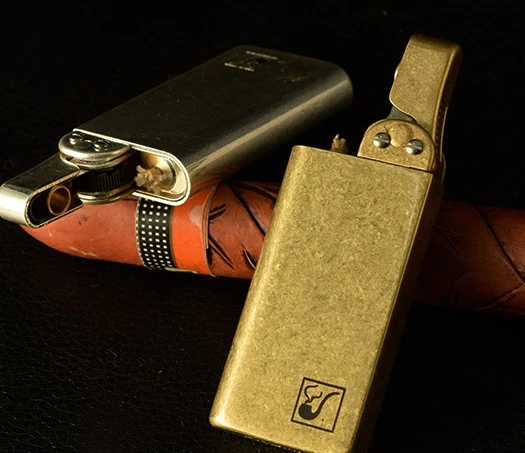 XGQ C009 62gbrass винтажная керосиновая труба пружинная зажигалка с оригинальной деревянной коробкой
