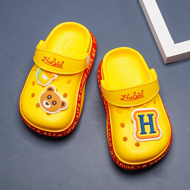 

Summer Unisex Child Sandals Letters High Quality Crocks Hole Shoes Soft upper Boy Garden Shoes Blue Crocse Beach Flat Sandals
