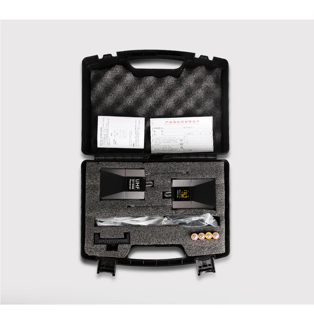 Беспроводной петличный микрофон TKL WM-8 16-канальный нагрудный для мобильный