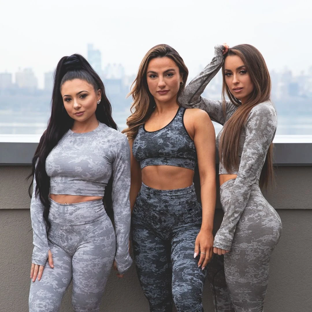 

2pcs In Stock Knitted Seamle ss Bra Vest Long Sleeve Pants Camouflage Printed Fitness Yoga Suit Women Active Wear Free Shipping