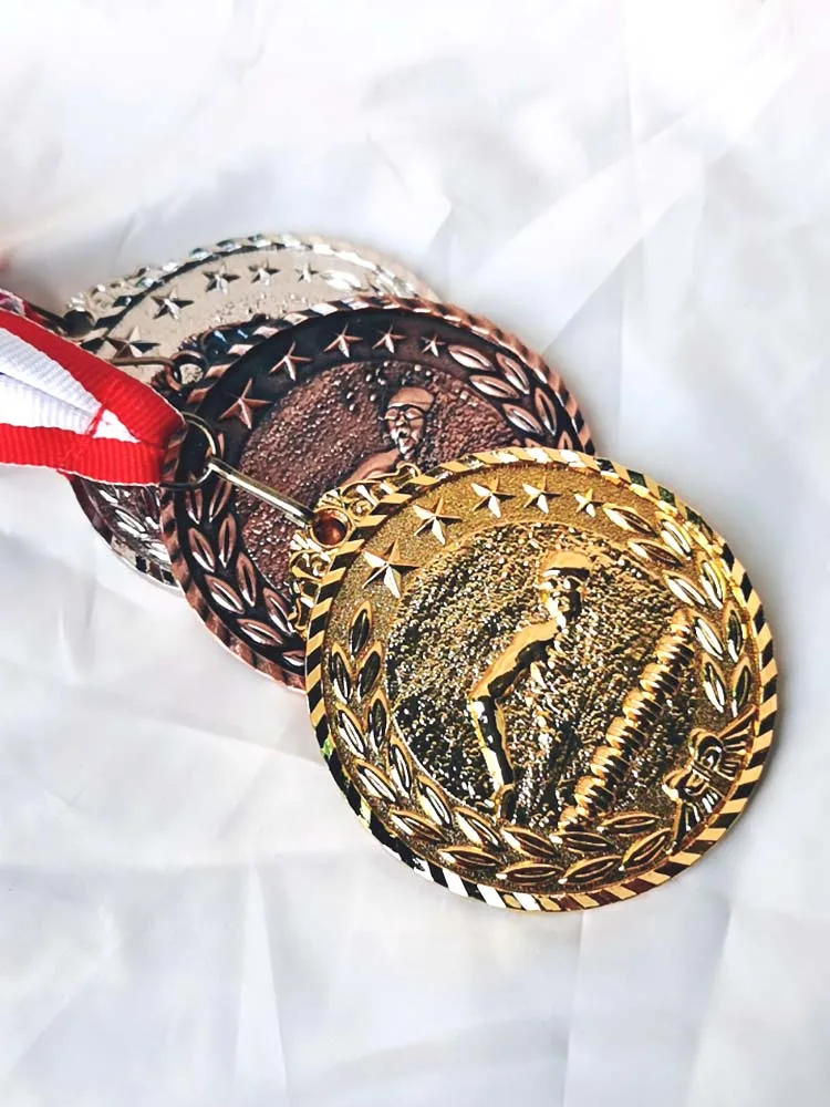 1 шт. медаль для плавания золотого цвета и мягкая эмаль сувениры с цветной лентой