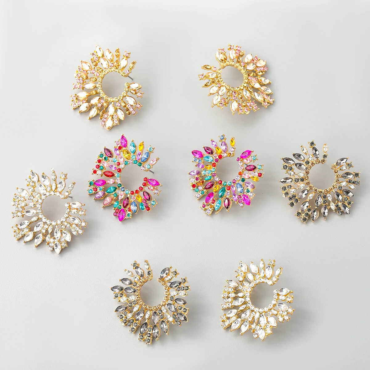 

JIJIAWENHUA New Trend women's Shiny Rhinestone Sun Flower Shape Pendant Earrings Dinner Party Fashion Jewelry Accessories