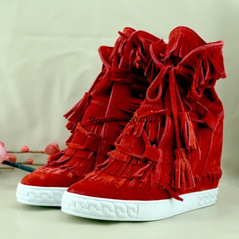 Новые модные женские ботильоны с кисточками ботинки на платформе со шнуровкой