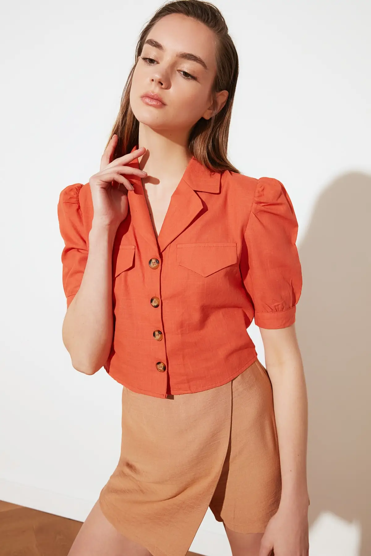 Укороченная рубашка с воздушным шаром и рукавами TWOSS20GO0237|Рубашки| |