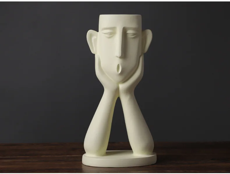 

Nordic Resin Craft European statue minimalist sculpture home decorations modern living room desktop decor Ornament p094