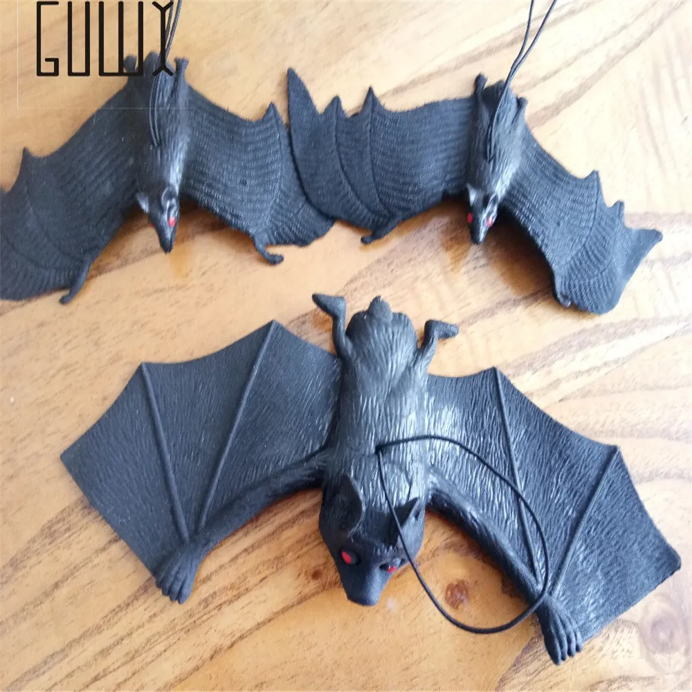 

1pcs Halloween props moving Simulation Bats Hang size optional Simulation animal Halloween gifts party decorations