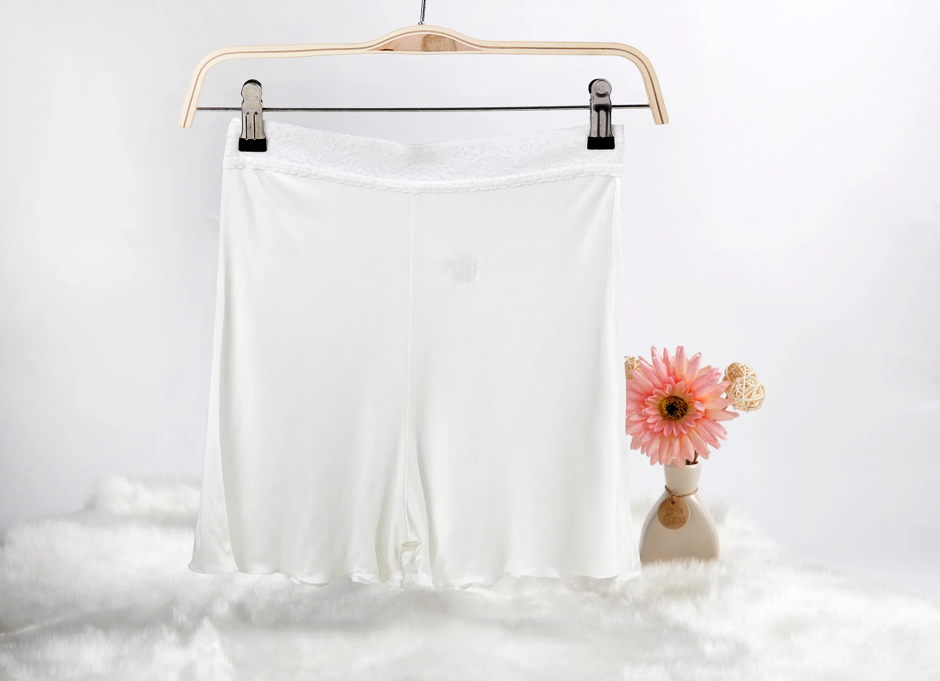 

2021 New Silk Underpants Women Safety Pants Women Short 21-247