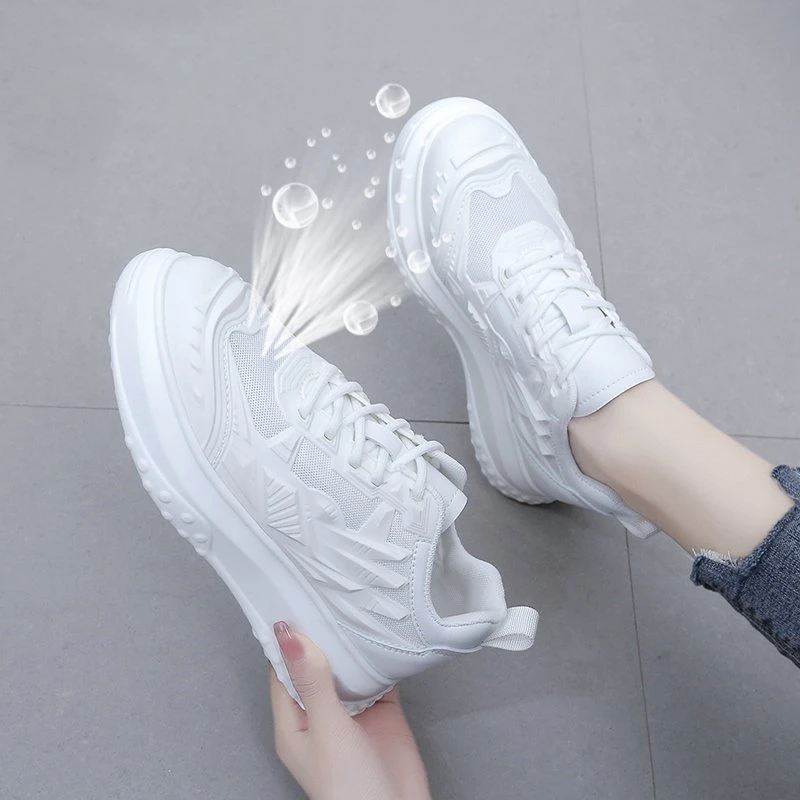 Женская спортивная обувь модные женские кроссовки популярные на массивной