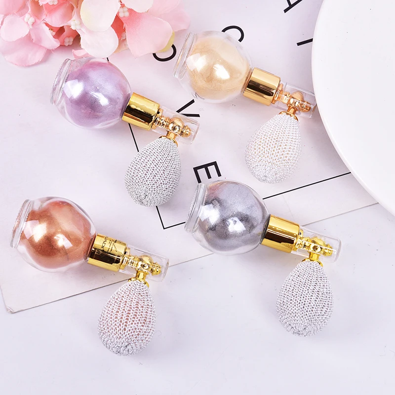 Мини распылитель для макияжа 4 цвета блестящий флакон хайлайтер порошок