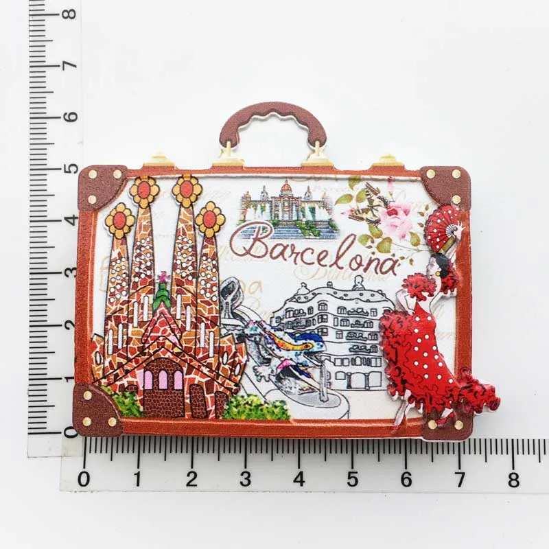 Магнит на холодильник туристический сувенир Барселона Испания Цветная Мозаика