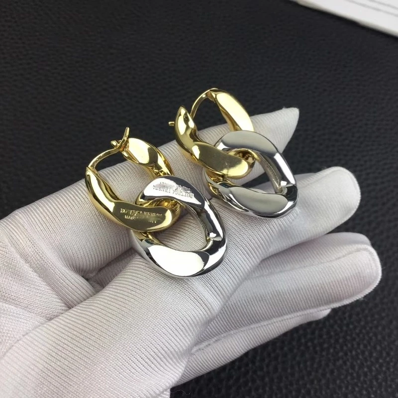 

European and American cold wind gold and silver color matching chain earrings