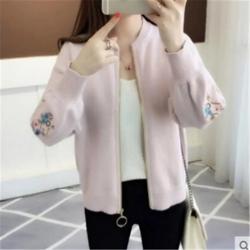 Новая модная женская одежда свитер с цветочной вышивкой вязаный короткий