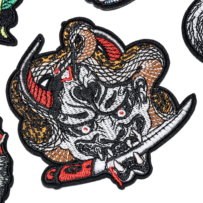 

2020 New Products in Stock Badge Patch Embroidery Patch Cloth Patch Cloth Patch Snake Female Patch Can Be Customized