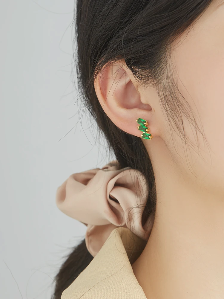 

ZEMIOR Exquisite Earring For Women S925 Sterling Silver Inlay Cubic Zirconia Lightning Shape Earrings Three Zigzag Fine Jewelry