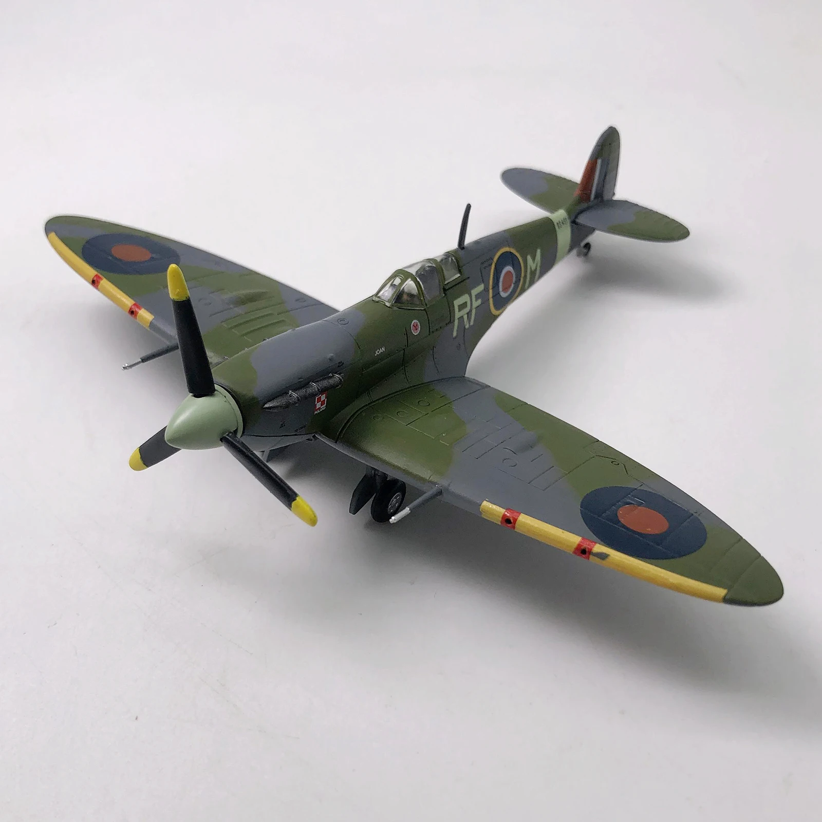 

1:72 Второй мировой войны в британском стиле Spitfire Истребитель модель & выставочным стендом украшения офиса