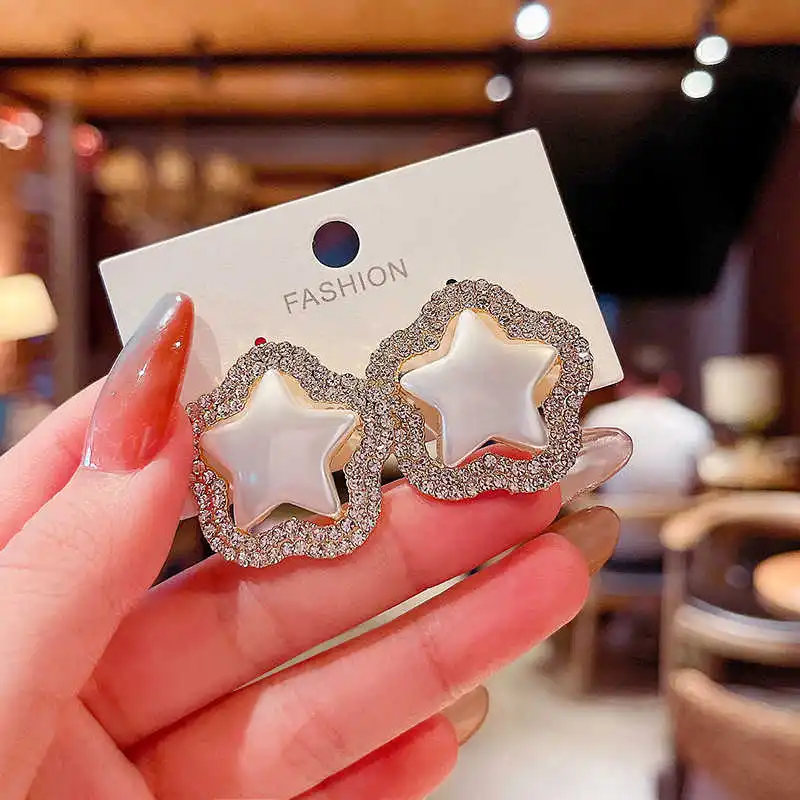 

S925 silver needle full diamond star Zircon Earrings in red fashion