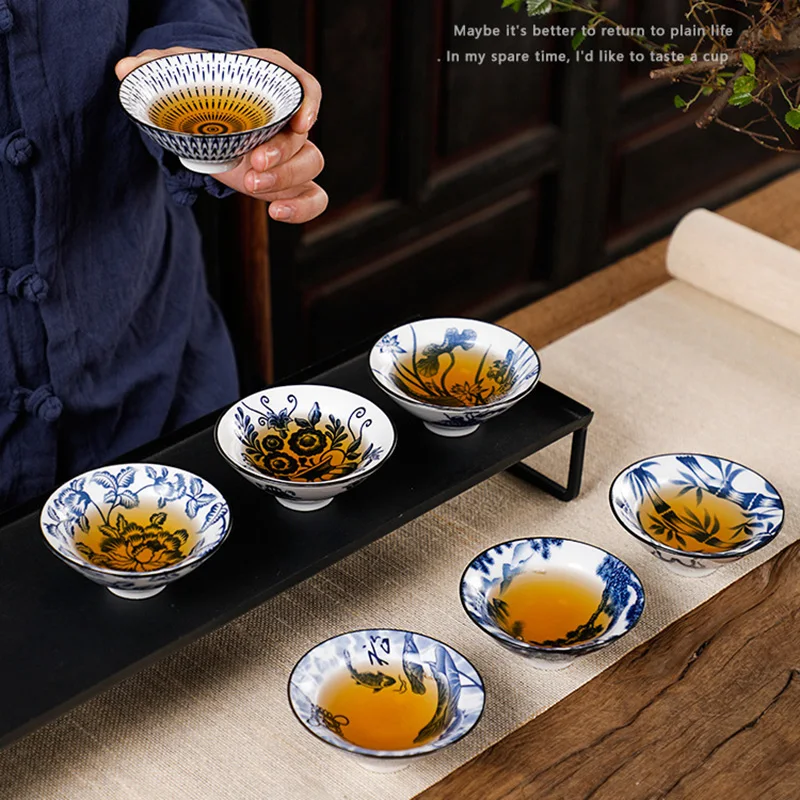 

Retro Blue and White Porcelain Teacup Ceramic Personal Tea Cup Master Tea Bowl Kung Fu Set Tea Japanese Single Cups 40/50/75ml