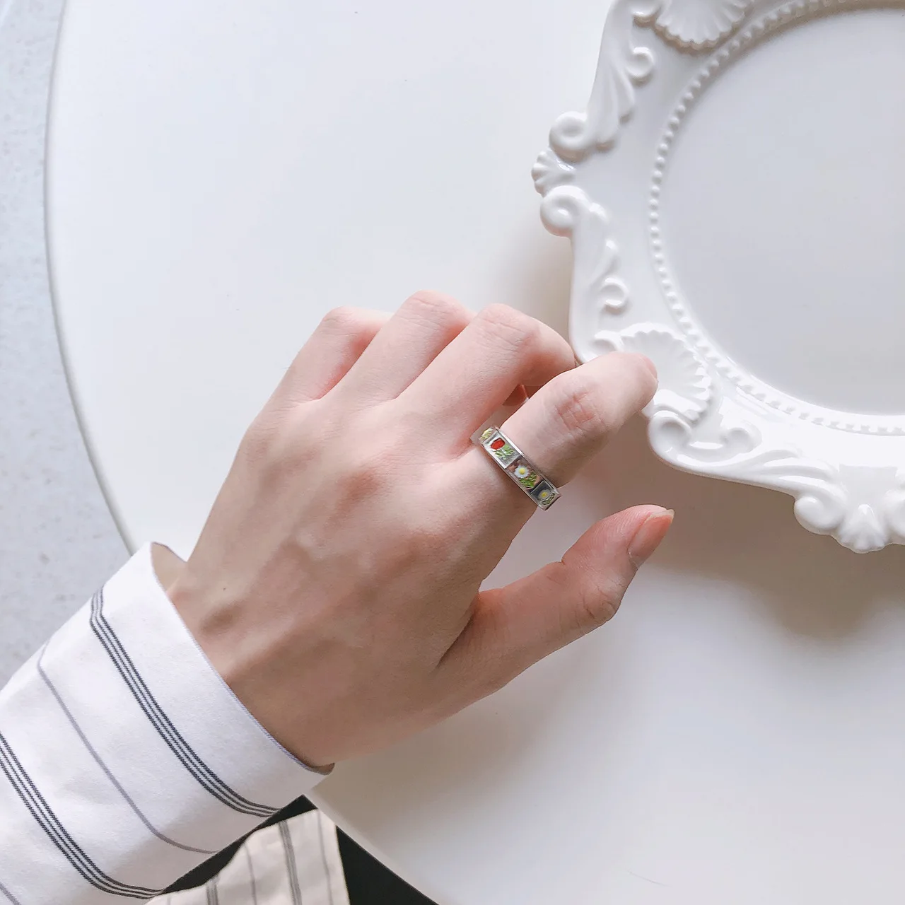 Женское кольцо из серебра 925 пробы с цветами | Украшения и аксессуары