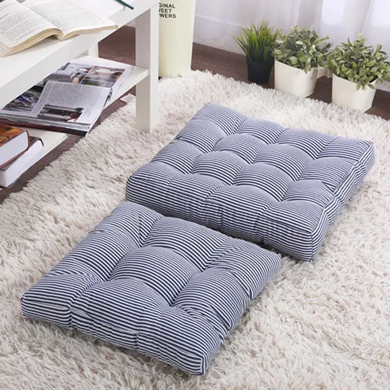 Квадратная подушка в японском стиле под сиденье с рисунком кошачьего хвоста на