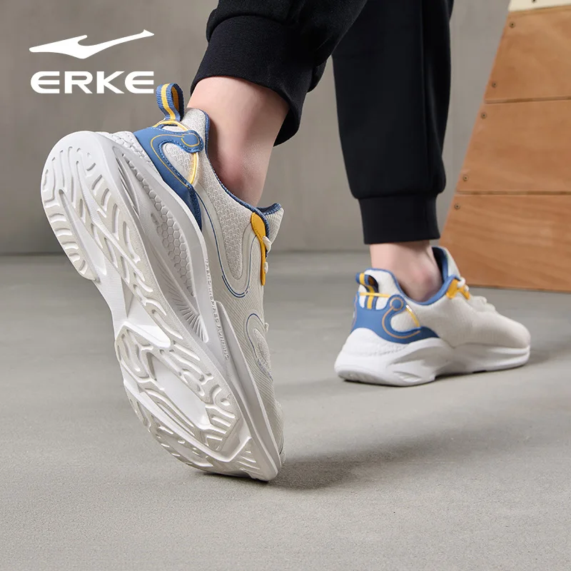 Hongxingerke men's shoes sports shoes men's new soft bottom shock-absorbing running shoes men's dense net trend