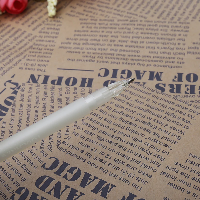 

Marker pen White Hook Liner Pens Black Paper Highlighter Reviser 0.8mm New