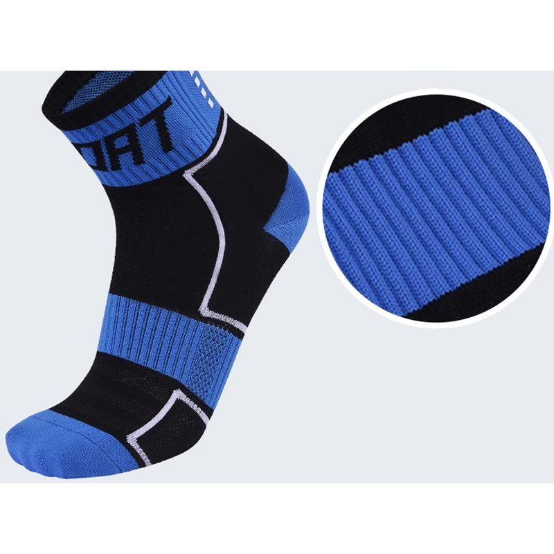 Factory Wholesale Professional Night Riding Reflective Cycling Socks Breathable Bicycle Socks Sports Running Socks Fitness