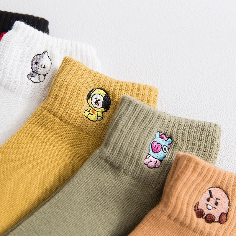 New Cartoon Print Women Socks Kawaii Cute Meias Divertidas Funny Korean Style Woman Calcetines Skarpetki Femme Chaussettes Sox