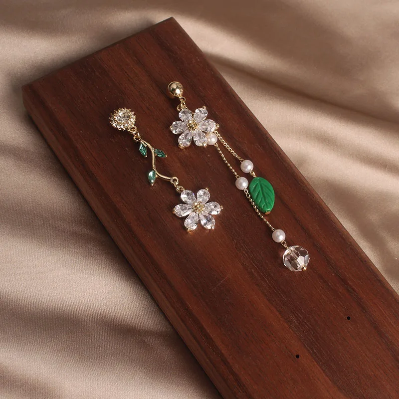 Блестящие боковые новые аксессуары циркониевые серьги гвоздики с цветком для