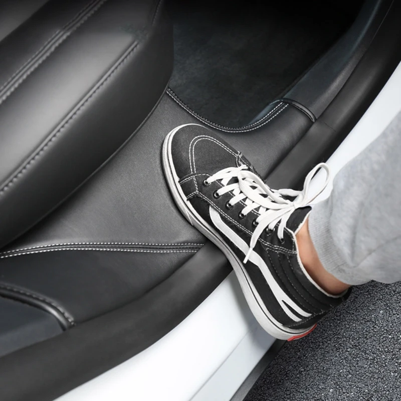 

124B 2 Pcs Scuff Plates Door Sill Protection Cover Scratch Resistant for Model Y Scuff Plates Styling Covers Accessories