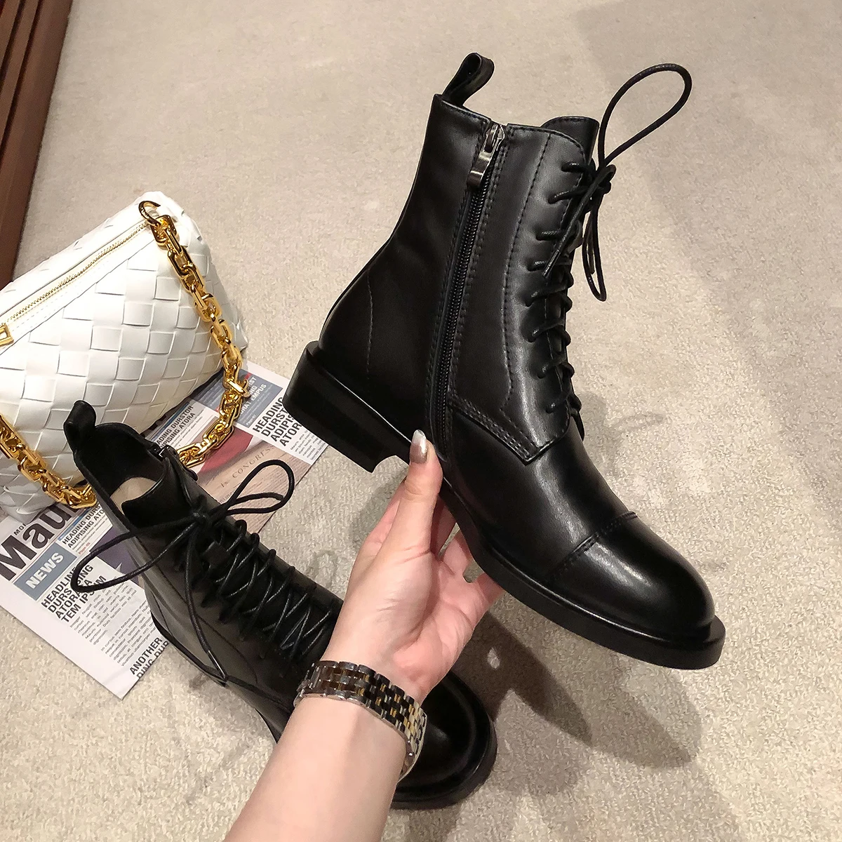 

2020 New Winter English Style Martin boots Women shoes Thick - soled motorcycle boots Genuine leather Short ankle boots