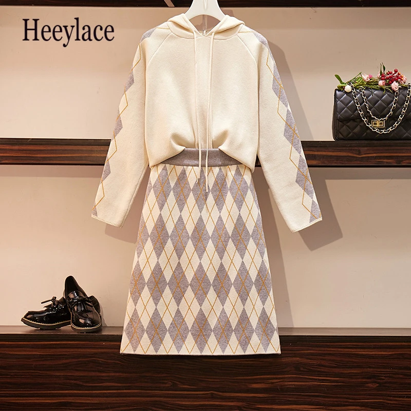 Размера плюс Для женщин комплект юбки и свитера Новый стиль с капюшоном вязать