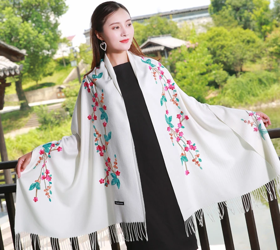 Multicolor cheongsam shawl national style embroidery ten miles peach blossom photo scarf women sunscreen warm dual hair |