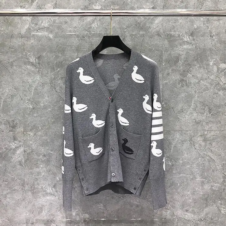 2020 Fashion TB THOM Brand Sweaters Men Women Slim Fit O-Neck Cardigan Clothing Striped Wool Duck Pattern Winter Casual Coat | Мужская