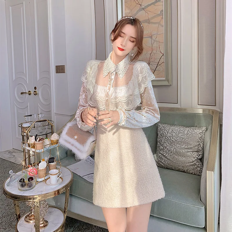 

2021 Spring Autumn New Women French Style Retro Fashion Wild Turndown Collar Shirt Mesh Ruffle Spliced Velvet Blouse Blusa Y364