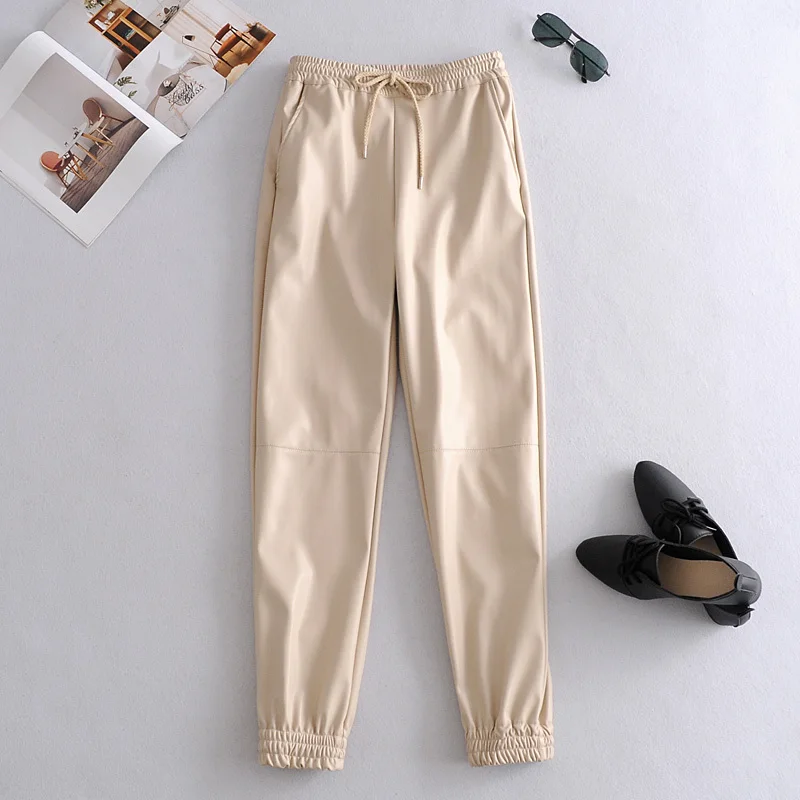 Брюки женские из искусственной кожи с высокой талией черные Осень-зима 2021 |