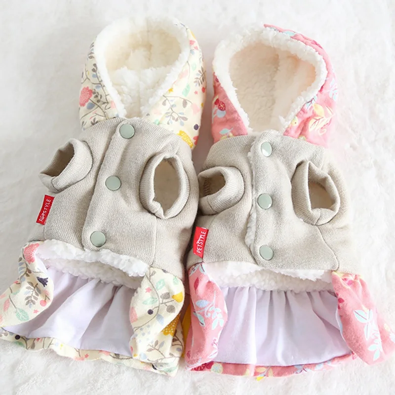 Розовая милая куртка с капюшоном для питомцев одежда собак теплая на пуговицах