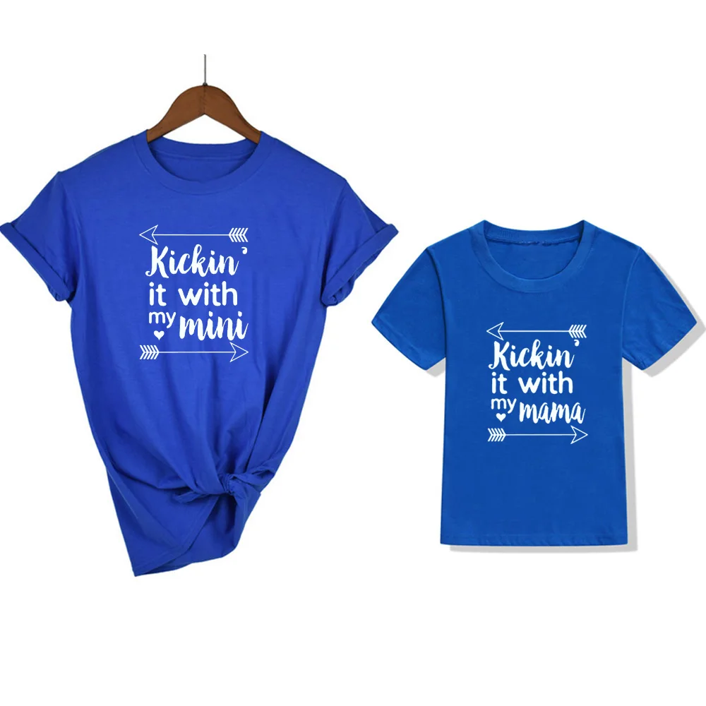 Kickin' It with My Mini/Одежда для мамы и дочки одинаковая футболка для мамы и дочки и сына летняя черная футболка с короткими рукавами
