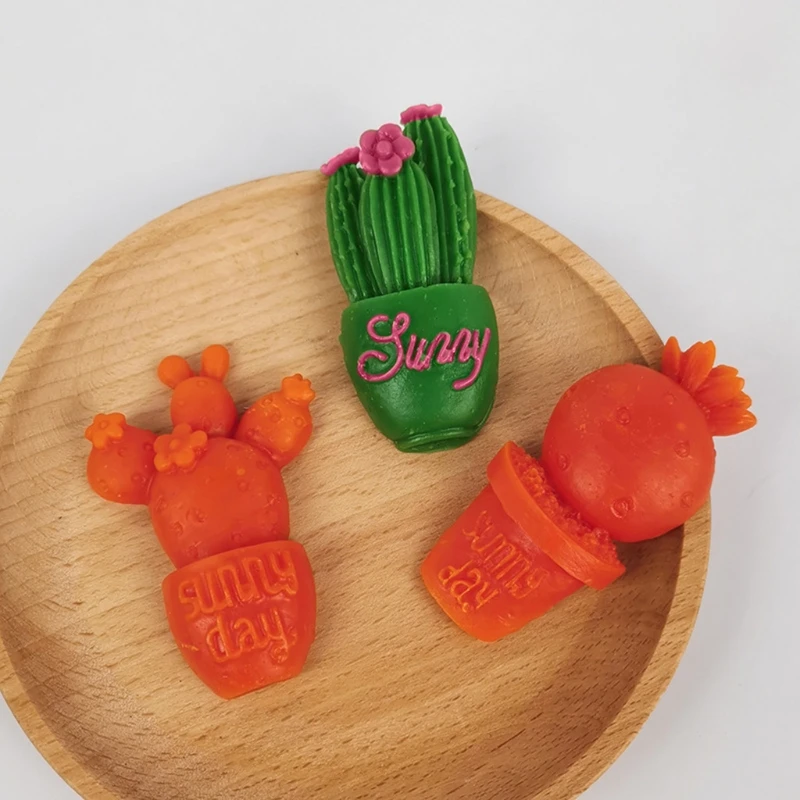

3D Simulation Plant Cactus Silicone Mold, DIY Handmade Fondant Moulds for Chocolate Fondant, Gummy, Jello Baking
