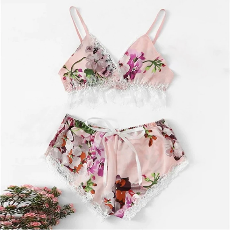 

Women Sexy Pajamas Set Spaghetti Strap V-Neck Lace Printed Lingerie Sets Female Summer Crop Tops Shorts Sleepwear Suit