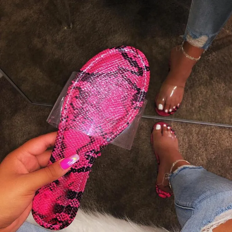 Женские шлепанцы на плоской подошве Сланцы из змеиной кожи Новинка 2020 года