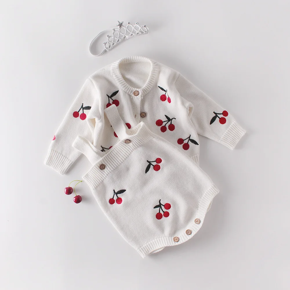 

Newborn Baby Girl Clothes 2021 spring and autumn suit baby cherry embroidery cute and sweet long-sleeved top + Romper two pieces