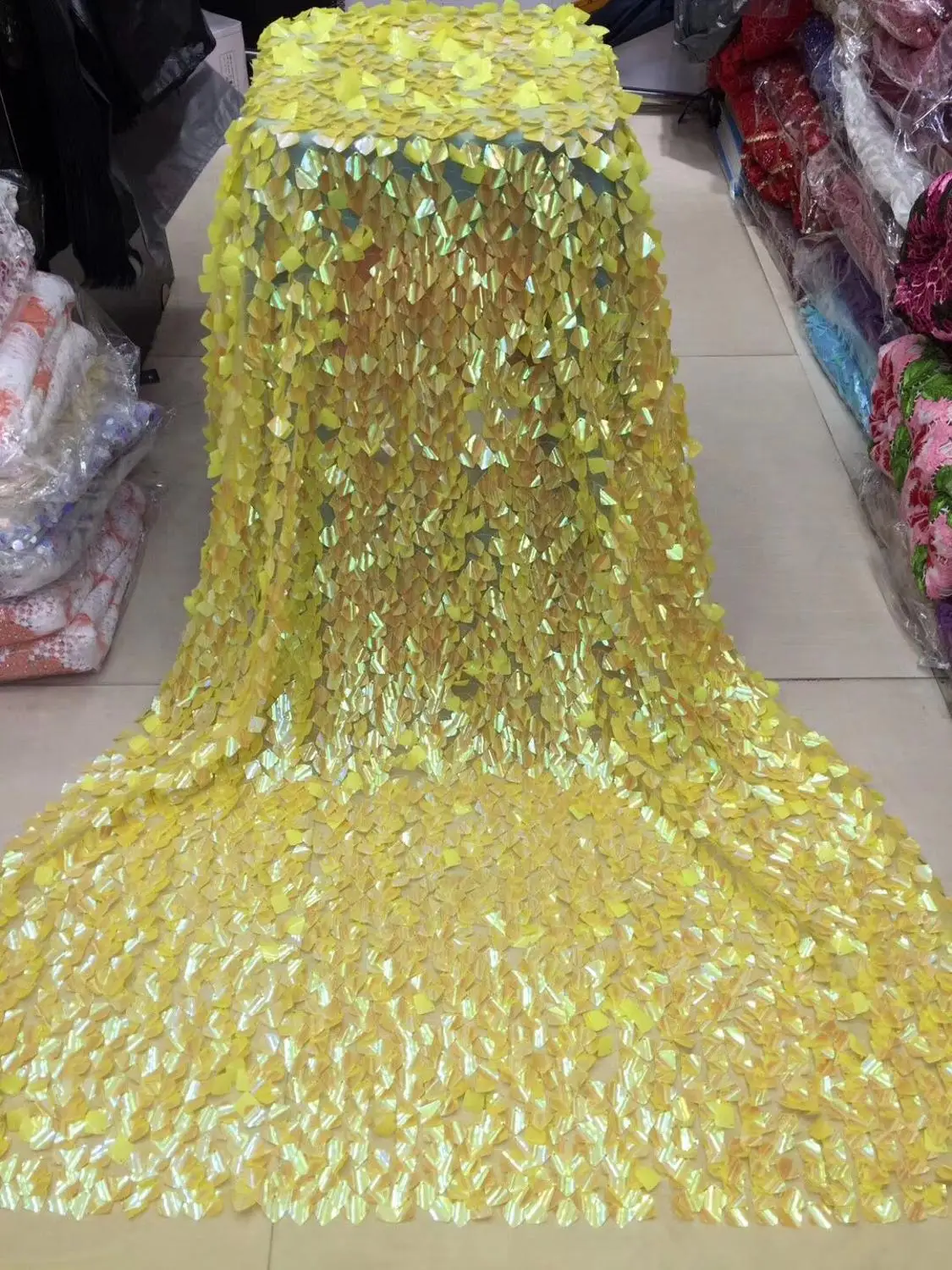 2019 Hot sell new Emerald gold yellow Nigerian French Sequins Lace Fabric African Bridal Net High Quality HT30681123688LL88 | Дом и сад