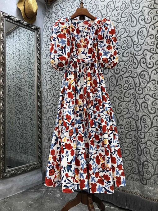 

Женское длинное платье с V-образным вырезом и цветочным принтом