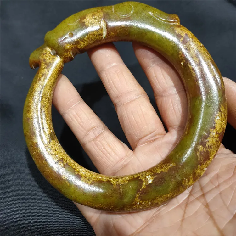 

Antique miscellaneous antique jade jade phoenix head carved Bracelet