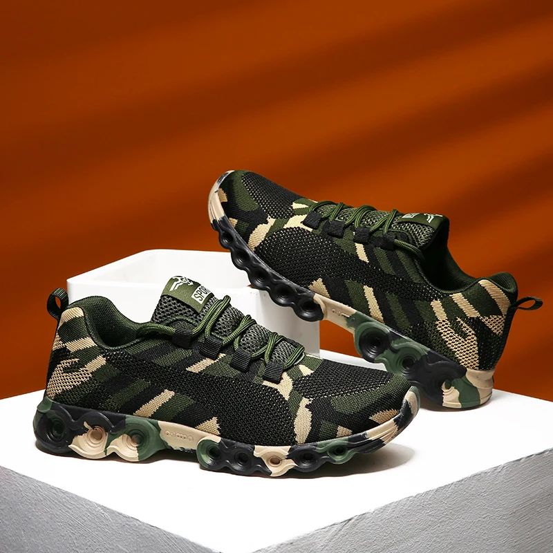 

New Camouflage Fashion Sneakers Women Breathable Casual Shoes Men Woman Army Green Couple Trainers Plus Size 35-44 Lover Shoes