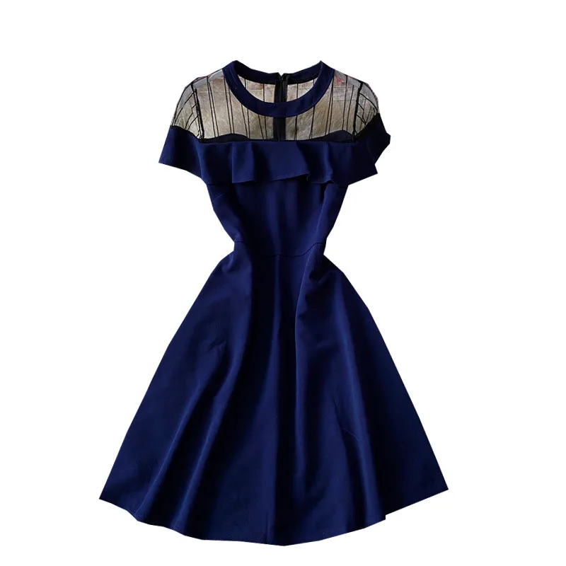 

A-line dress with mesh stitching