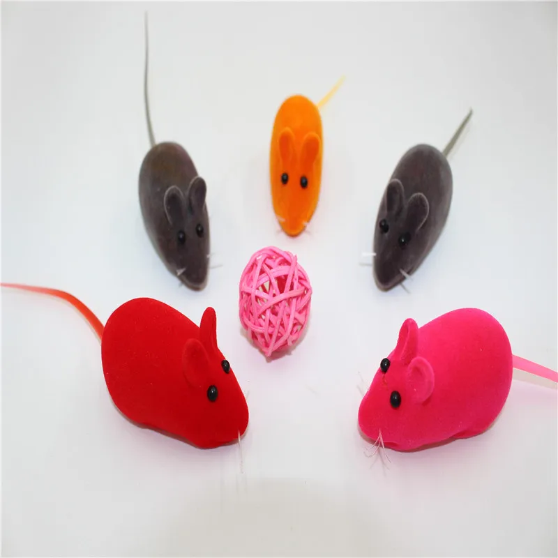 Игрушки для кошек стекающиеся имитация звуковая мышь играющая с кошками и