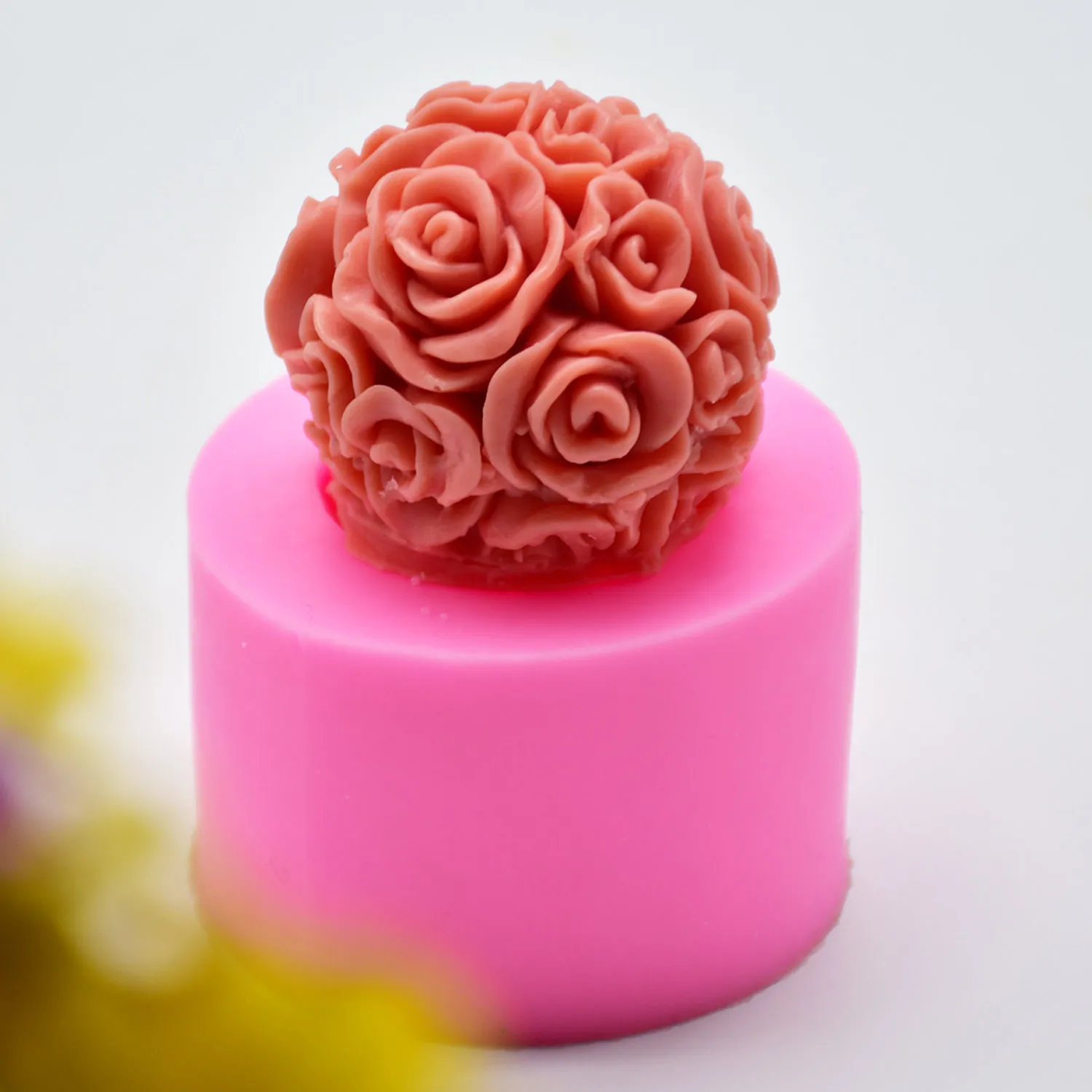 Силиконовая форма для шариков 3D в виде розы самостоятельного изготовления